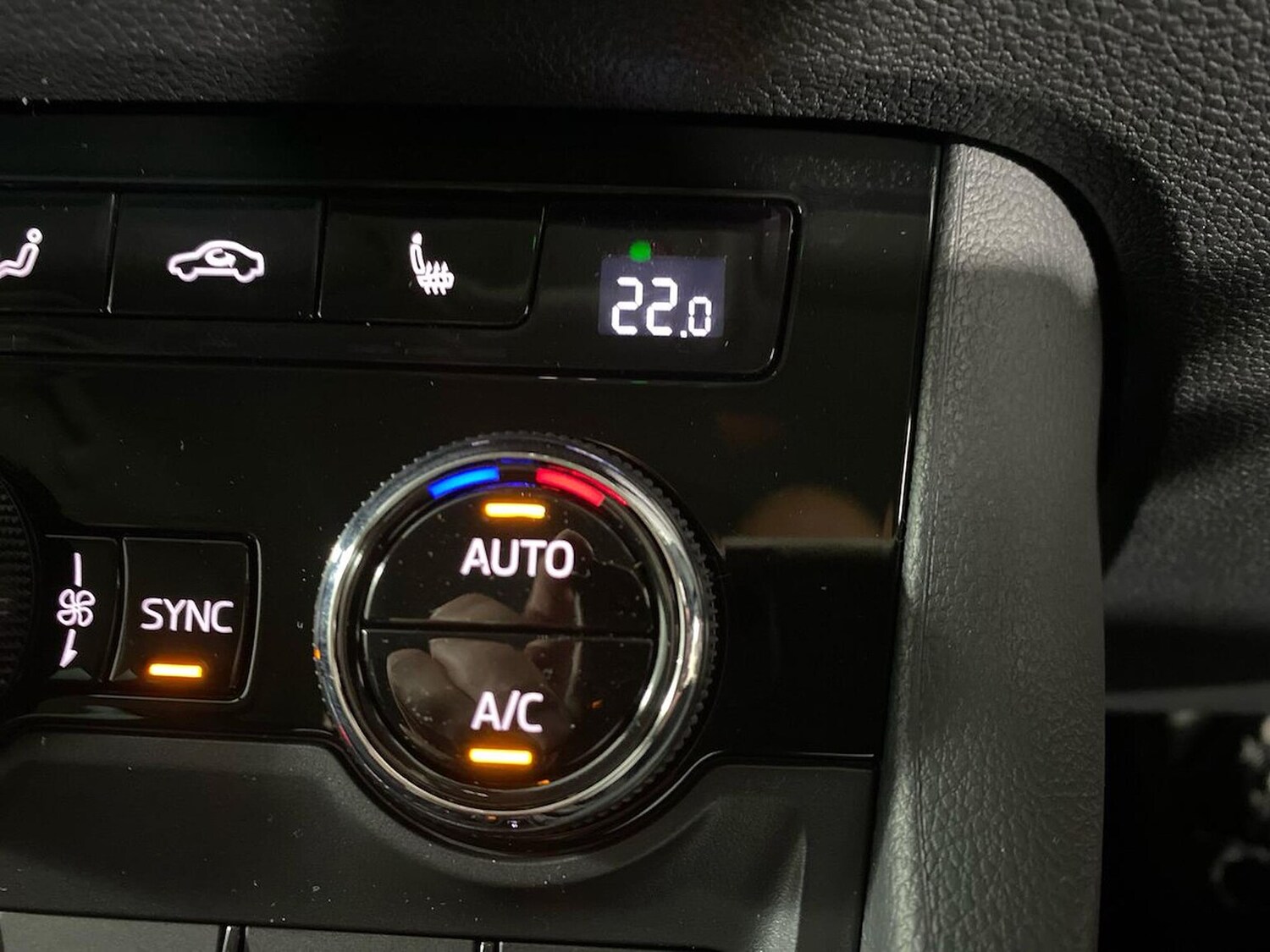 Used Skoda Karoq 2025 for sale - 77487363: Photo 31