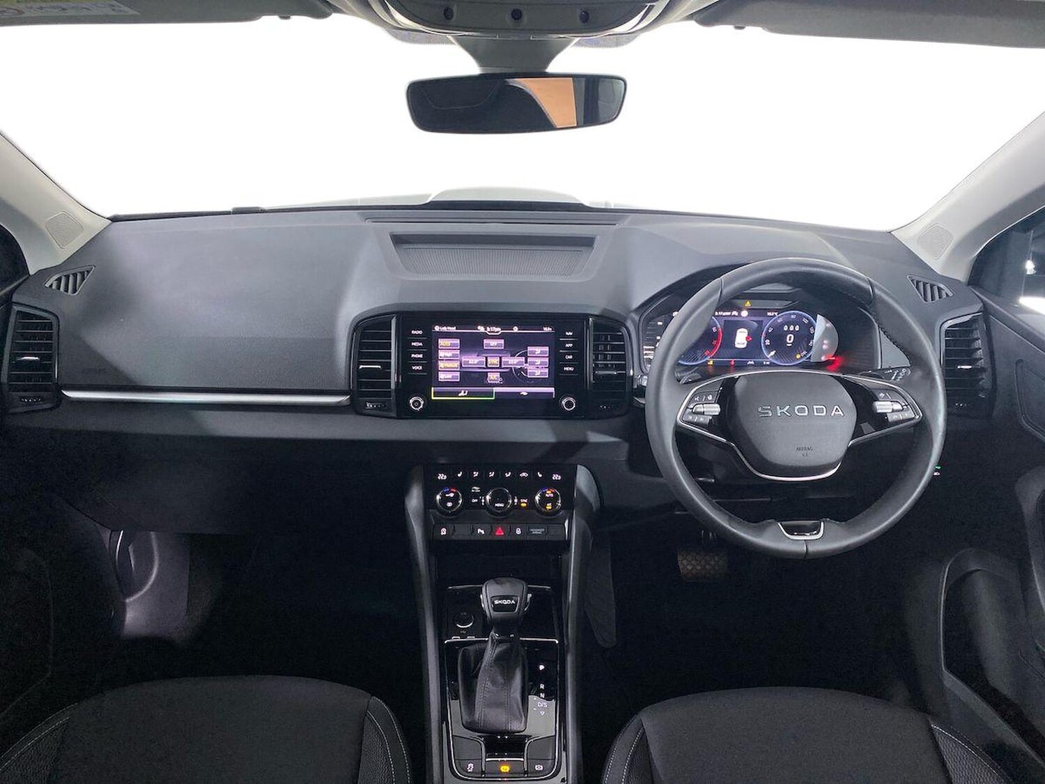 Used Skoda Karoq 2025 for sale - 77487363: Photo 9