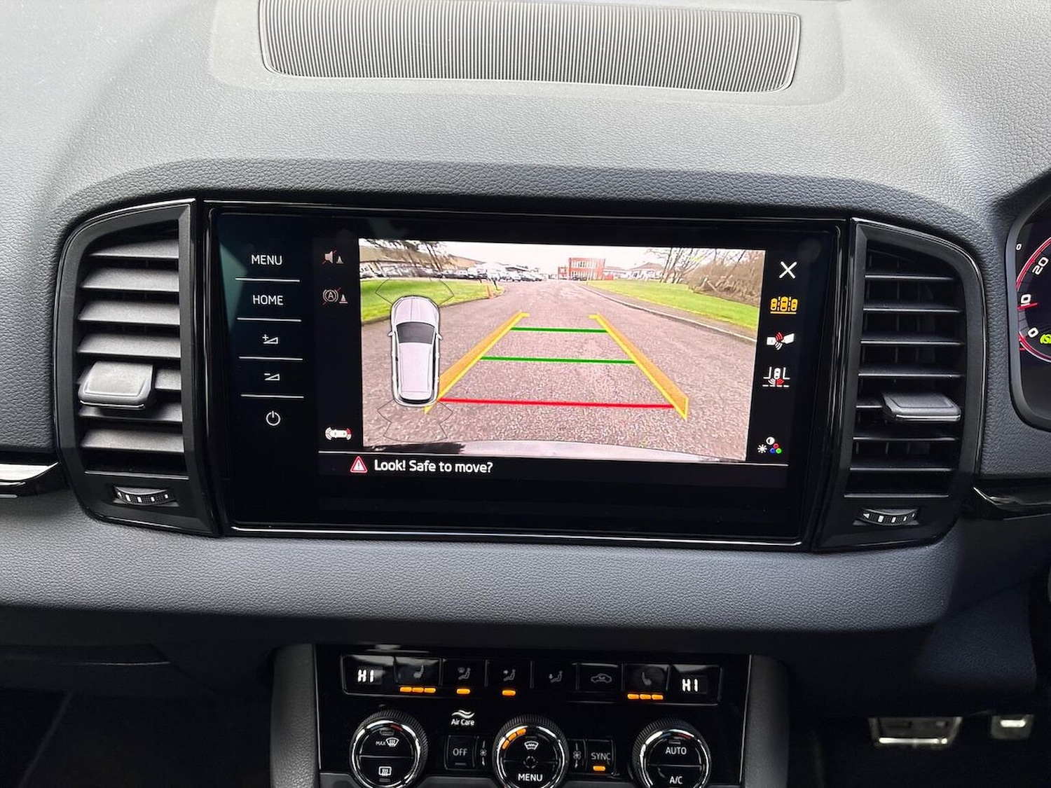 Used Skoda Karoq 2026 for sale - 77872115: Photo 24