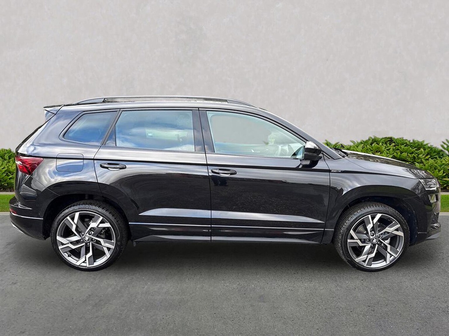 Used Skoda Karoq 2026 for sale - 77872115: Photo 4