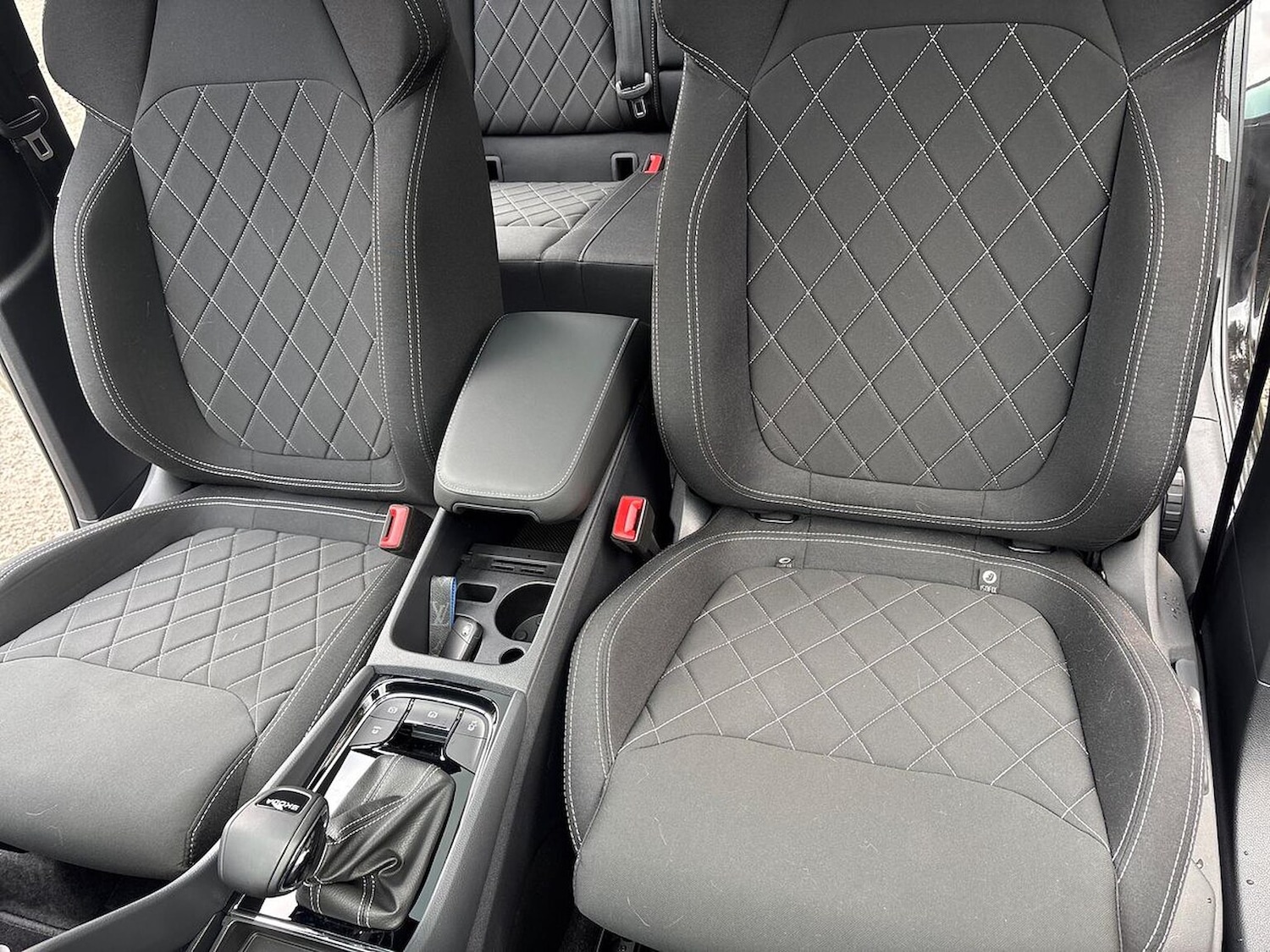 Used Skoda Karoq 2026 for sale - 77872115: Photo 41