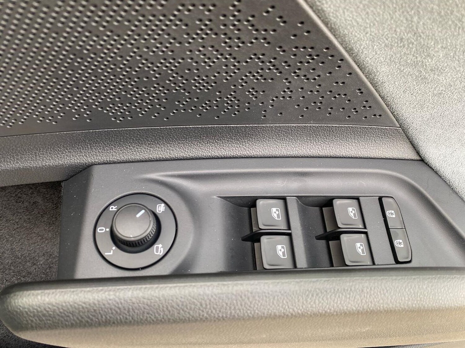 Used Skoda Enyaq 2026 for sale - 78194598: Photo 35