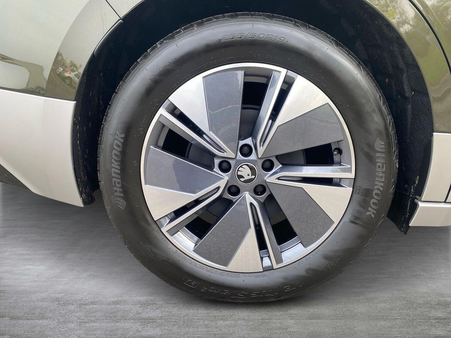 Used Skoda Enyaq 2026 for sale - 78194598: Photo 6