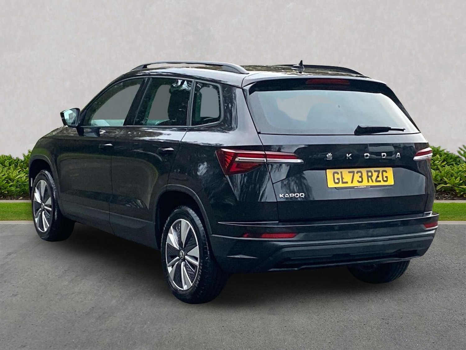 Used Skoda Karoq 2024 for sale - 76706411: Photo 2