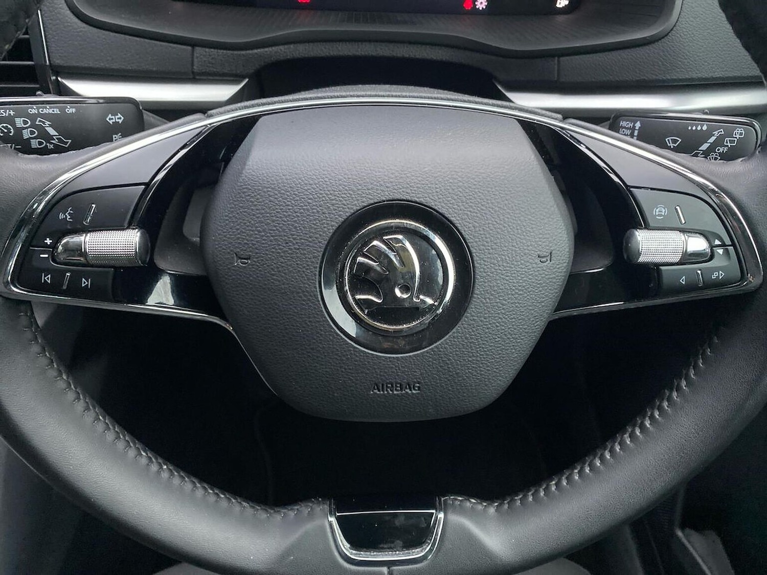 Used Skoda Karoq 2024 for sale - 76706411: Photo 26