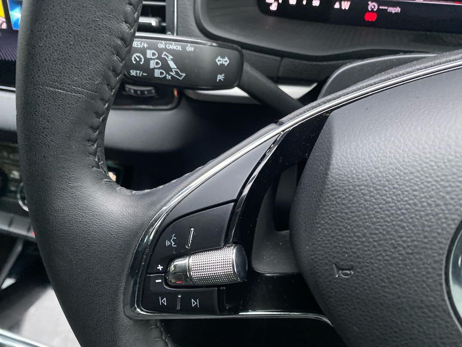 Used Skoda Karoq 2024 for sale - 76706411: Photo 28