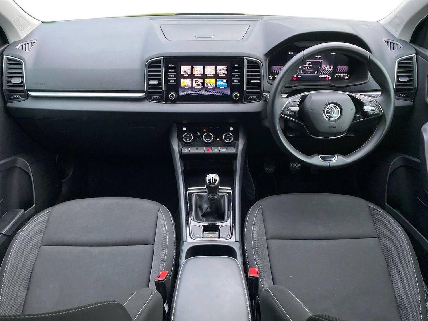 Used Skoda Karoq 2024 for sale - 76706411: Photo 8