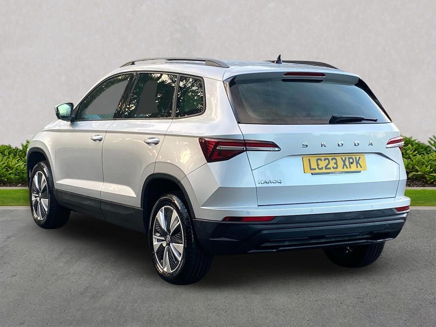 Used Skoda Karoq 2023 for sale - 76719323: Photo 2