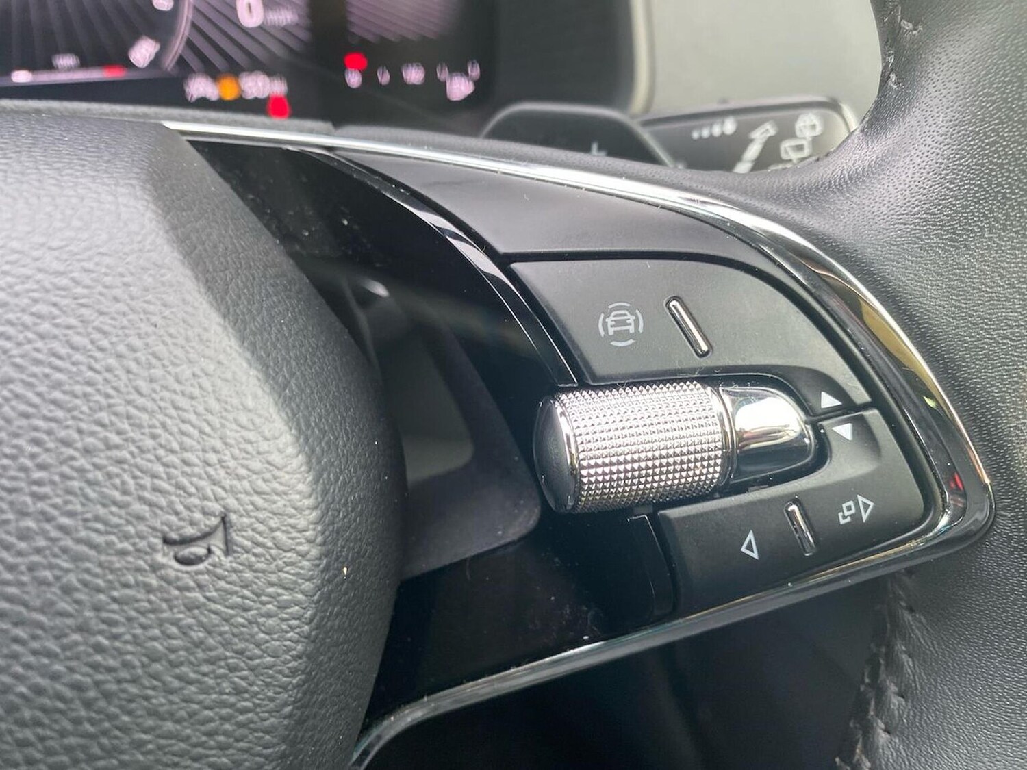 Used Skoda Karoq 2023 for sale - 77488407: Photo 28