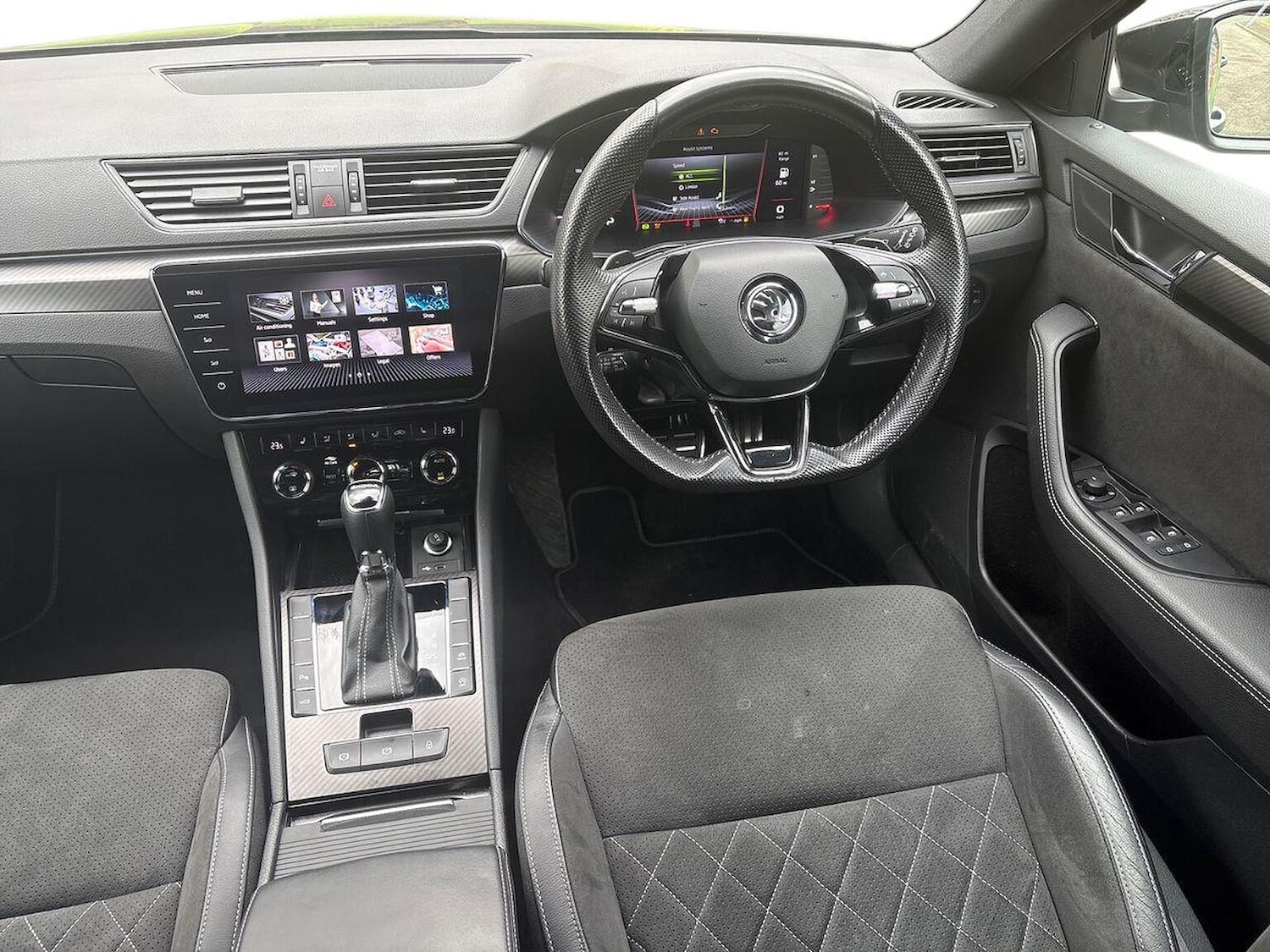 Used Skoda Superb 2024 for sale - 78194578: Photo 10