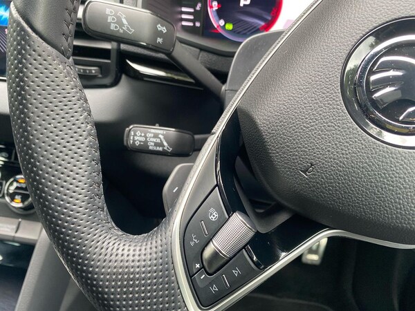 Used Skoda Karoq 2024 for sale - 76047750: Photo 30