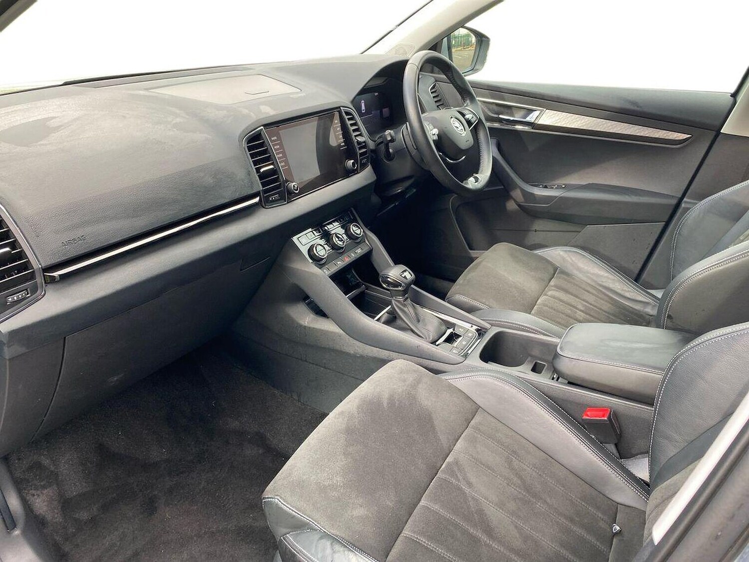 Used Skoda Karoq 2022 for sale - 76848754: Photo 8