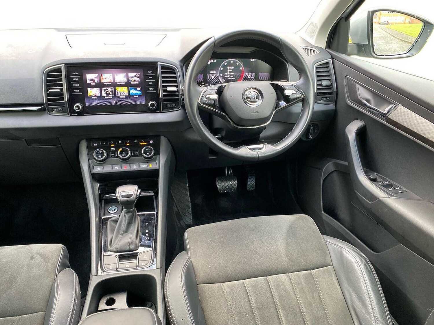 Used Skoda Karoq 2022 for sale - 76848754: Photo 9