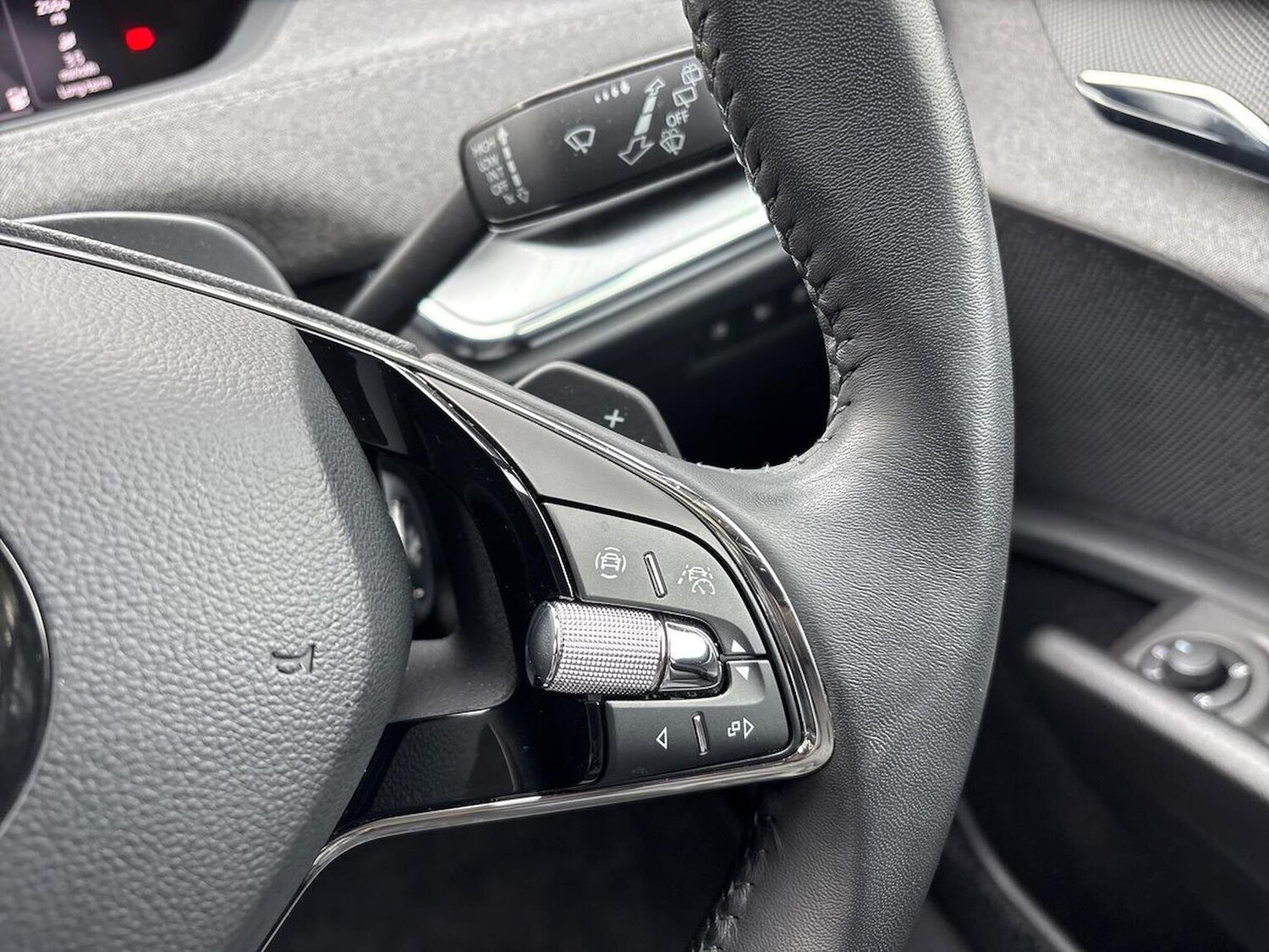 Used Skoda Enyaq 2024 for sale - 78106321: Photo 30