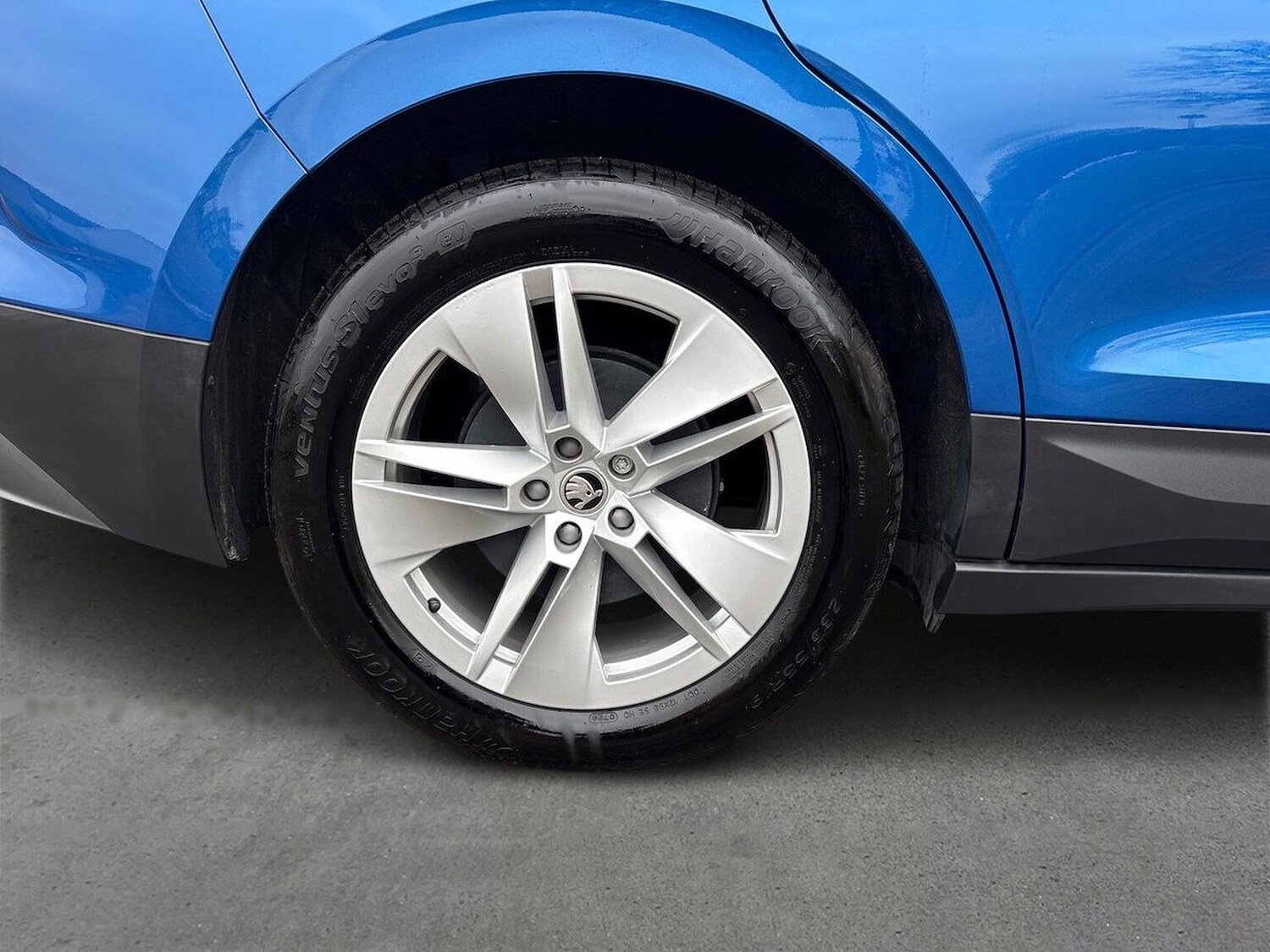 Used Skoda Enyaq 2024 for sale - 78106321: Photo 7