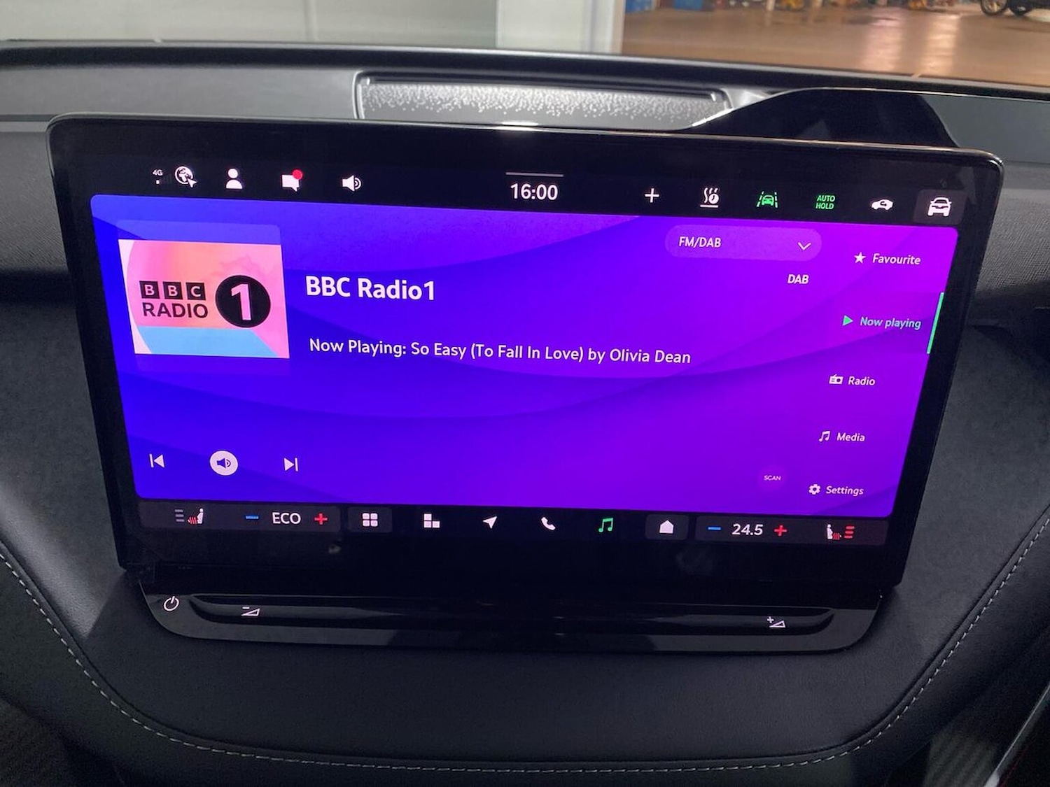 Used Skoda Enyaq 2025 for sale - 76791828: Photo 11