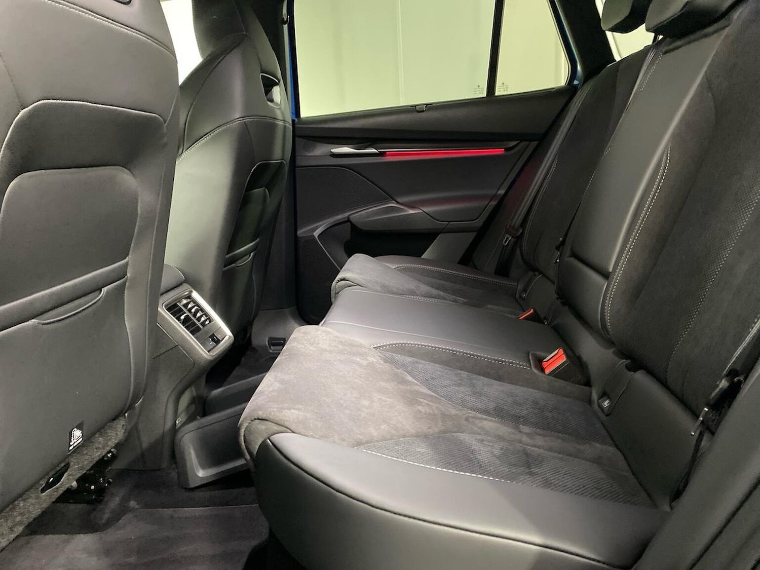 Used Skoda Enyaq 2025 for sale - 76791828: Photo 16