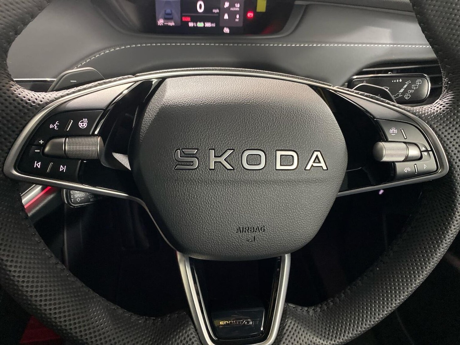 Used Skoda Enyaq 2025 for sale - 76791828: Photo 26