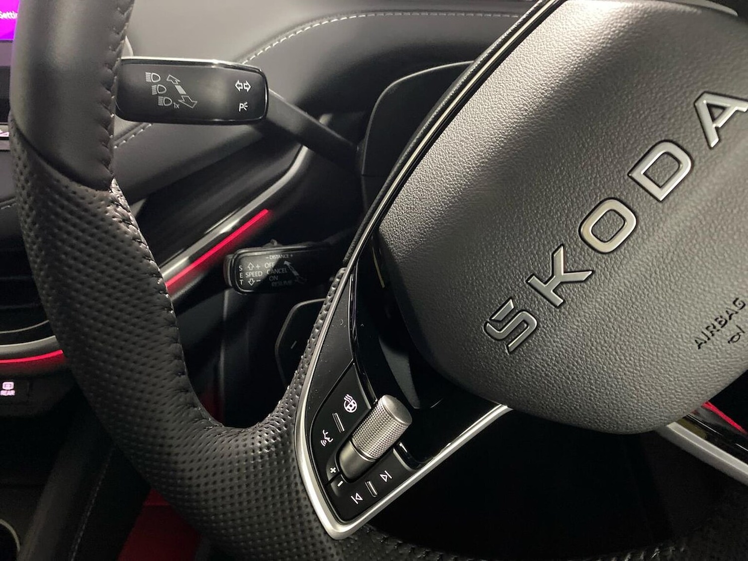 Used Skoda Enyaq 2025 for sale - 76791828: Photo 27