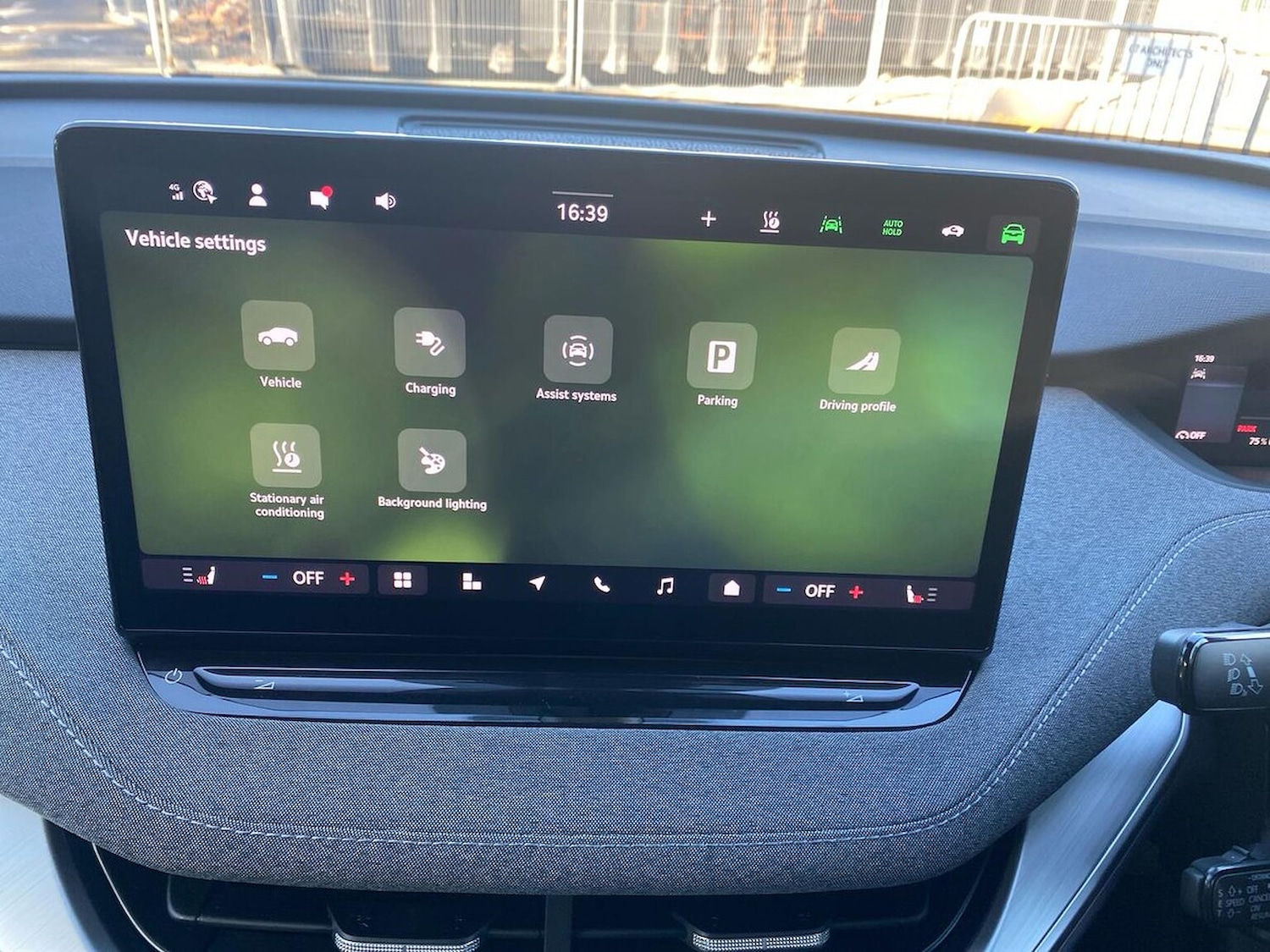 Used Skoda Enyaq 2025 for sale - 76127136: Photo 11