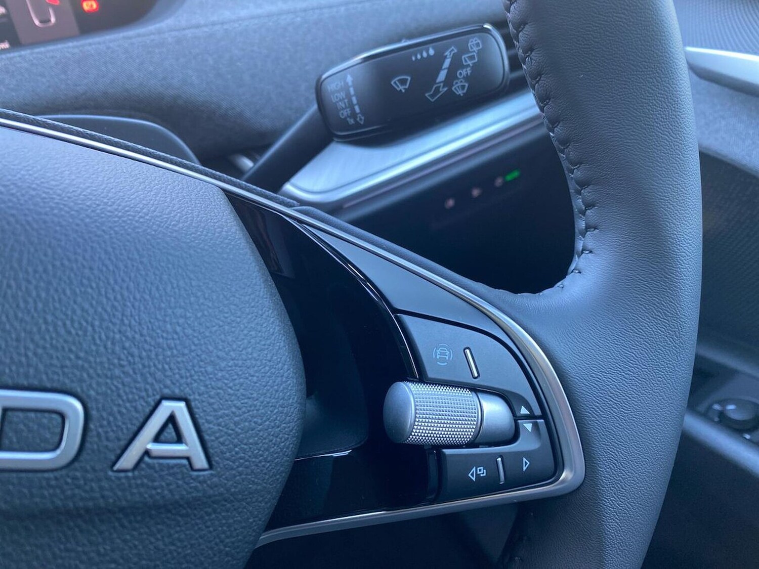 Used Skoda Enyaq 2025 for sale - 76127136: Photo 28