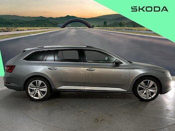 Used Skoda Superb 2019 for sale - 79503989: Photo