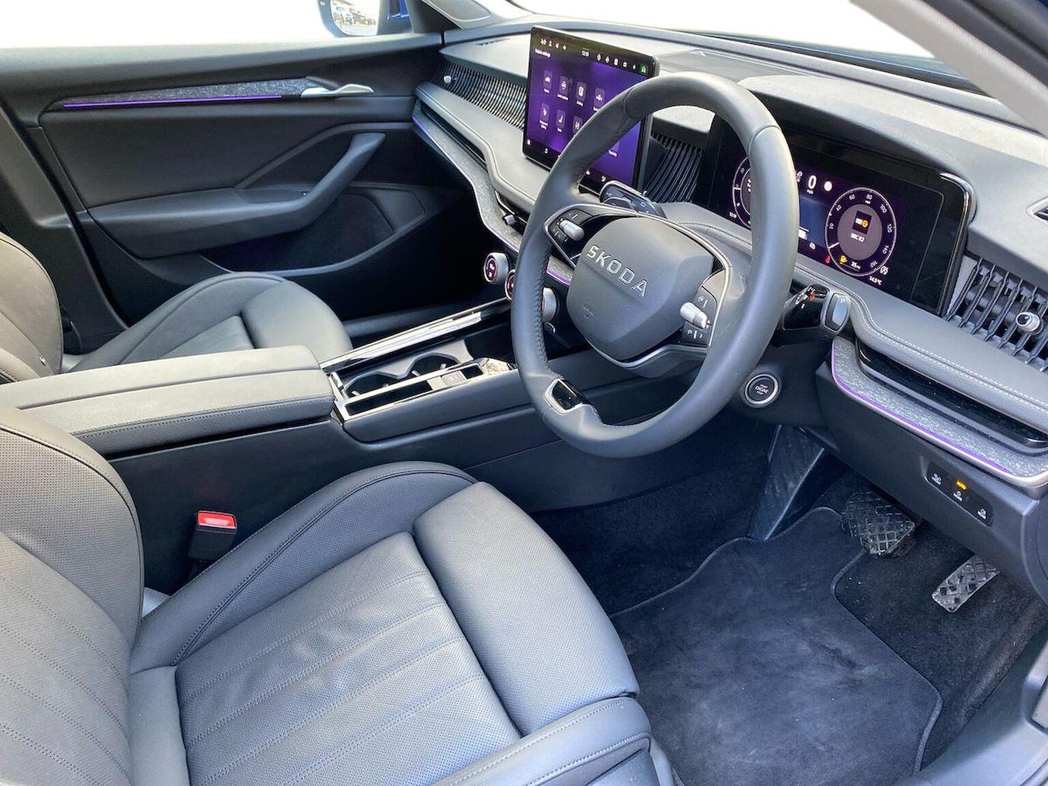 Used Skoda Superb 2025 for sale - 76566520: Photo 15