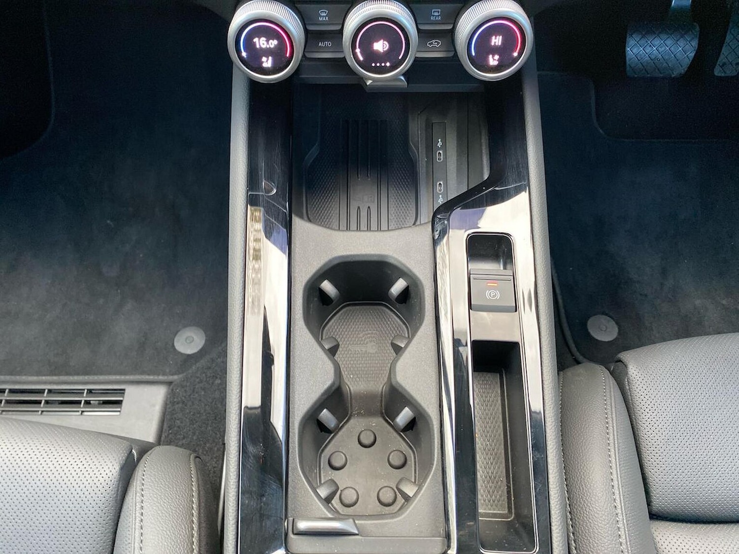 Used Skoda Superb 2025 for sale - 76566520: Photo 22