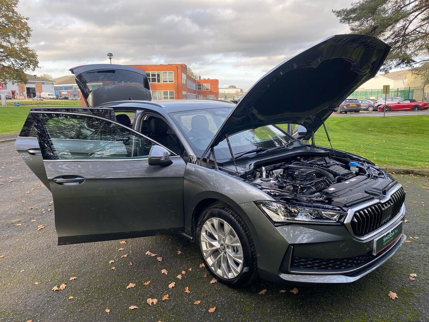 Used Skoda Superb 2025 for sale - 76566510: Photo 40