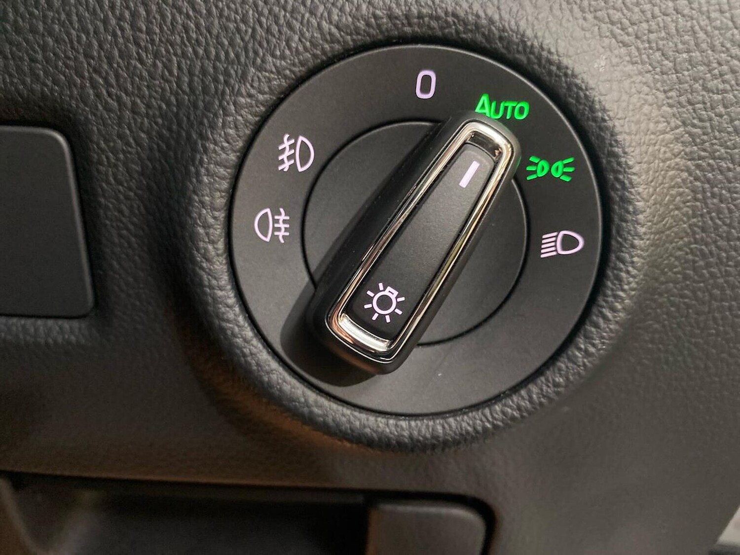 Used Skoda Superb 2019 for sale - 76918962: Photo 45