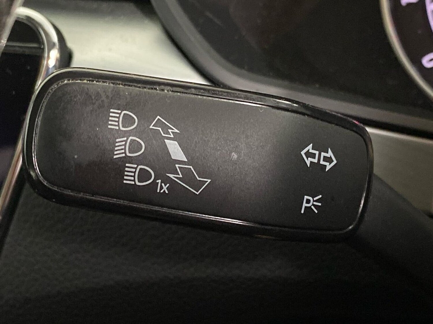 Used Skoda Superb 2019 for sale - 76918962: Photo 47