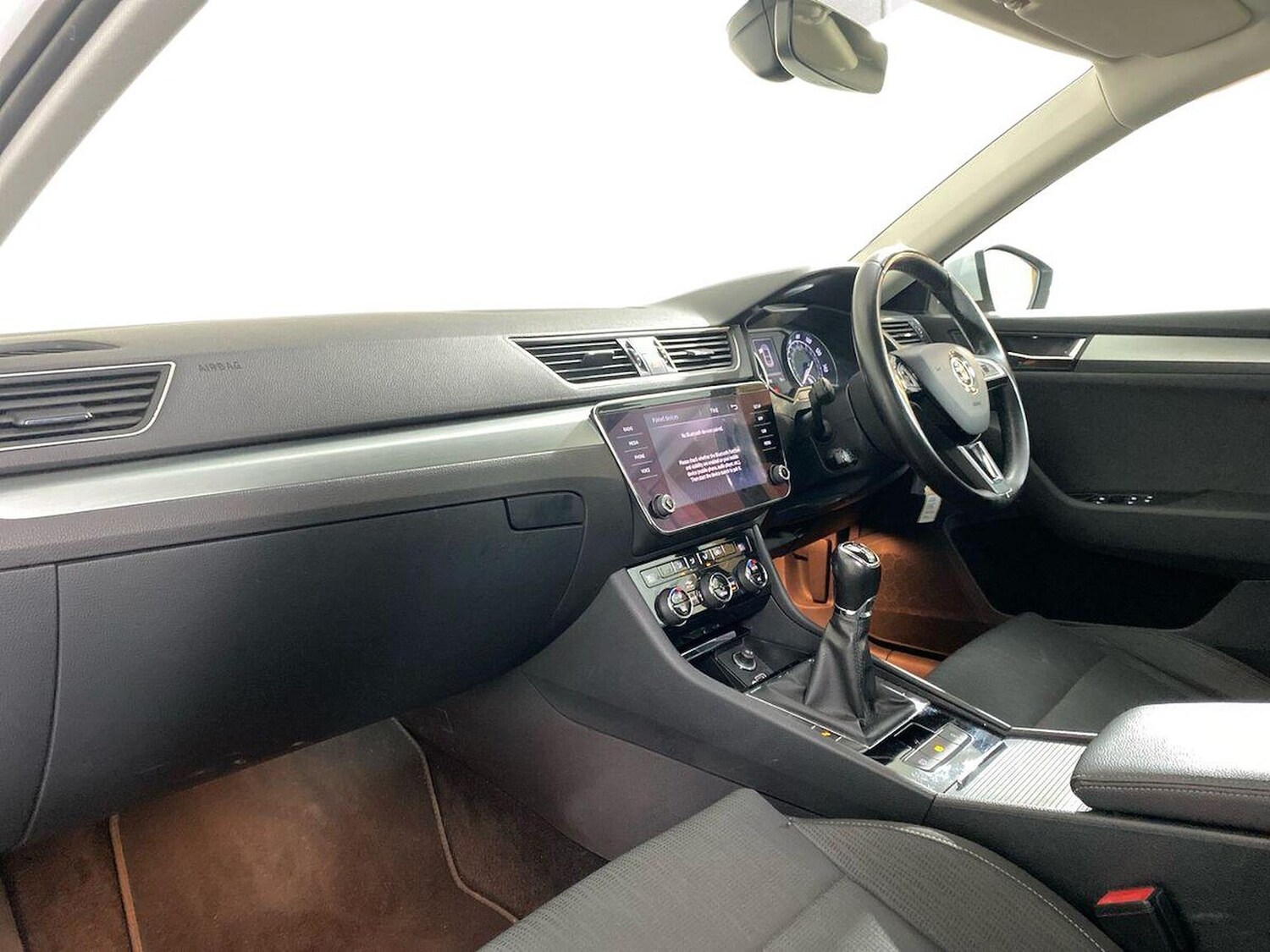 Used Skoda Superb 2019 for sale - 76918962: Photo 8