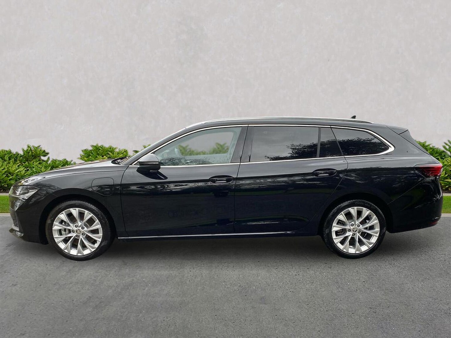 Used Skoda Superb 2025 for sale - 76968985: Photo 20