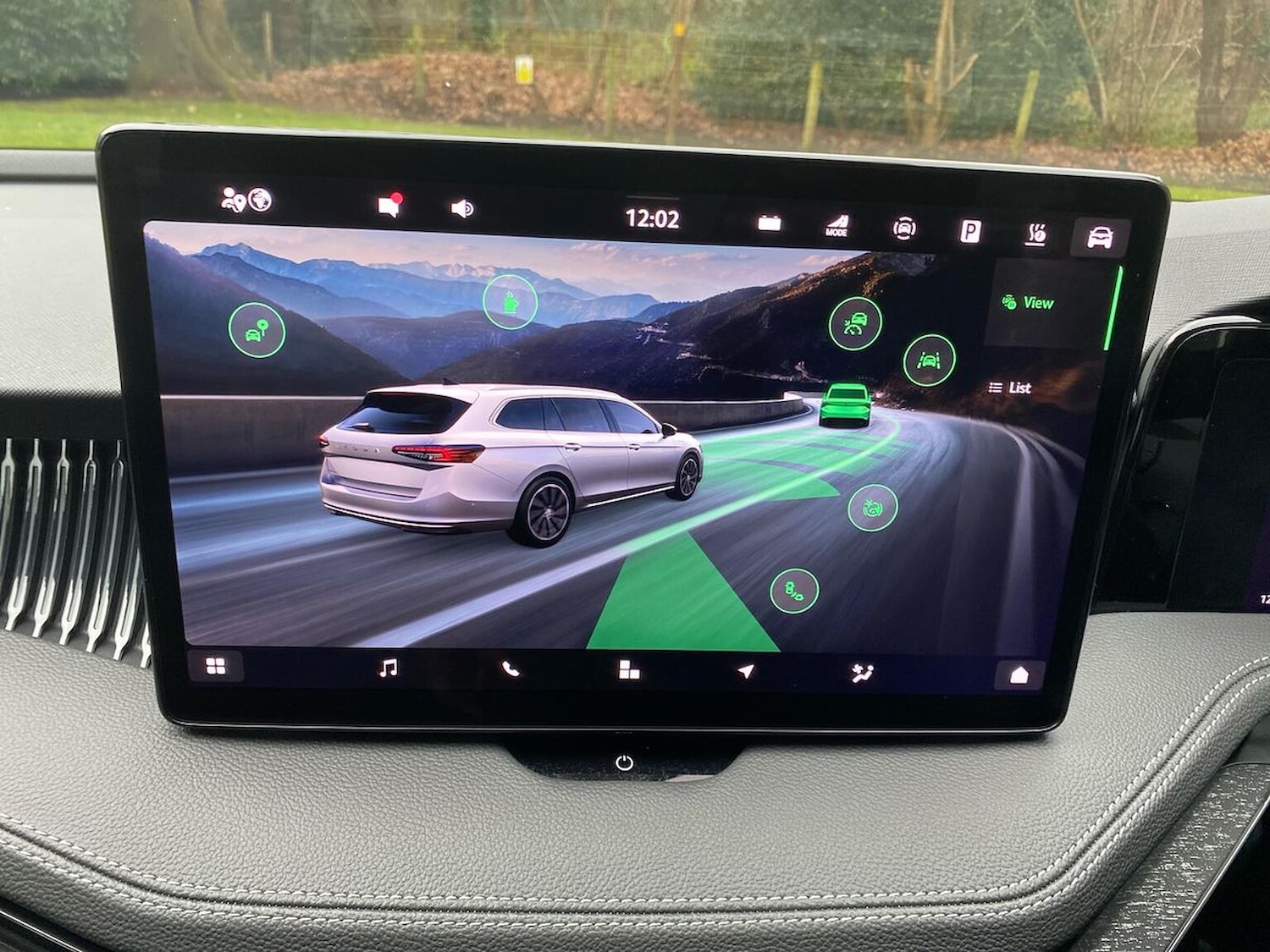 Used Skoda Superb 2025 for sale - 76968985: Photo 23