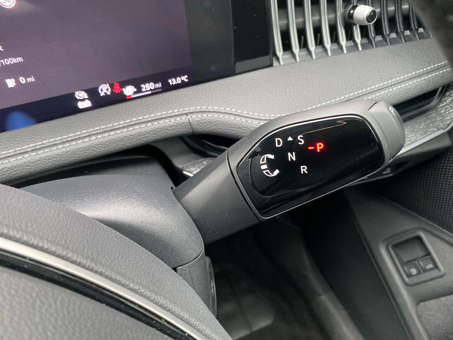 Used Skoda Superb 2025 for sale - 76968985: Photo 30