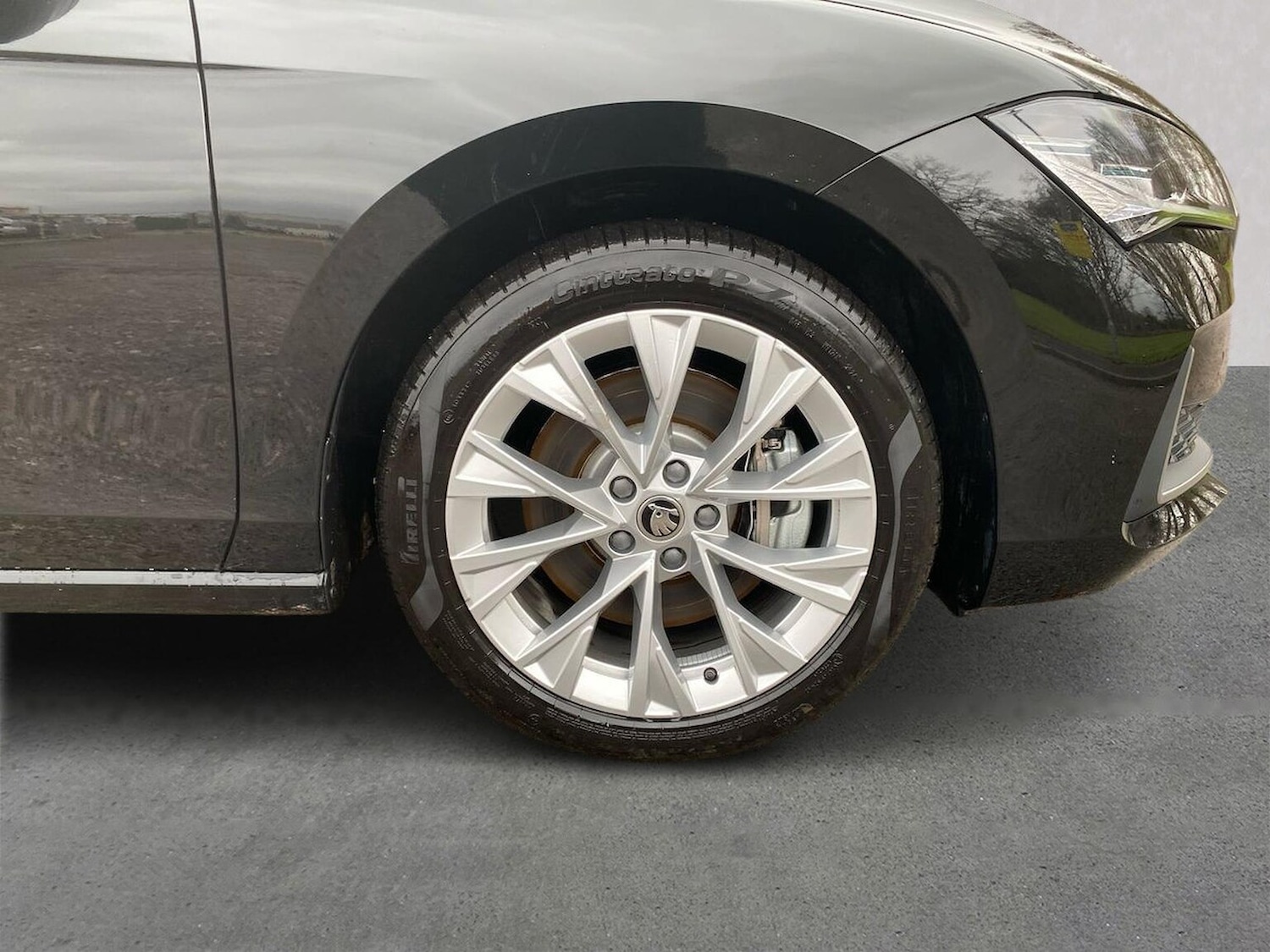 Used Skoda Superb 2025 for sale - 76968985: Photo 7