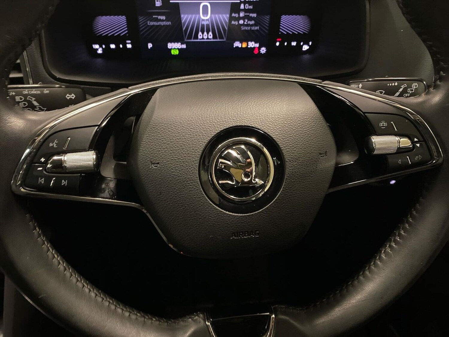 Used Skoda Karoq 2022 for sale - 76848751: Photo 25