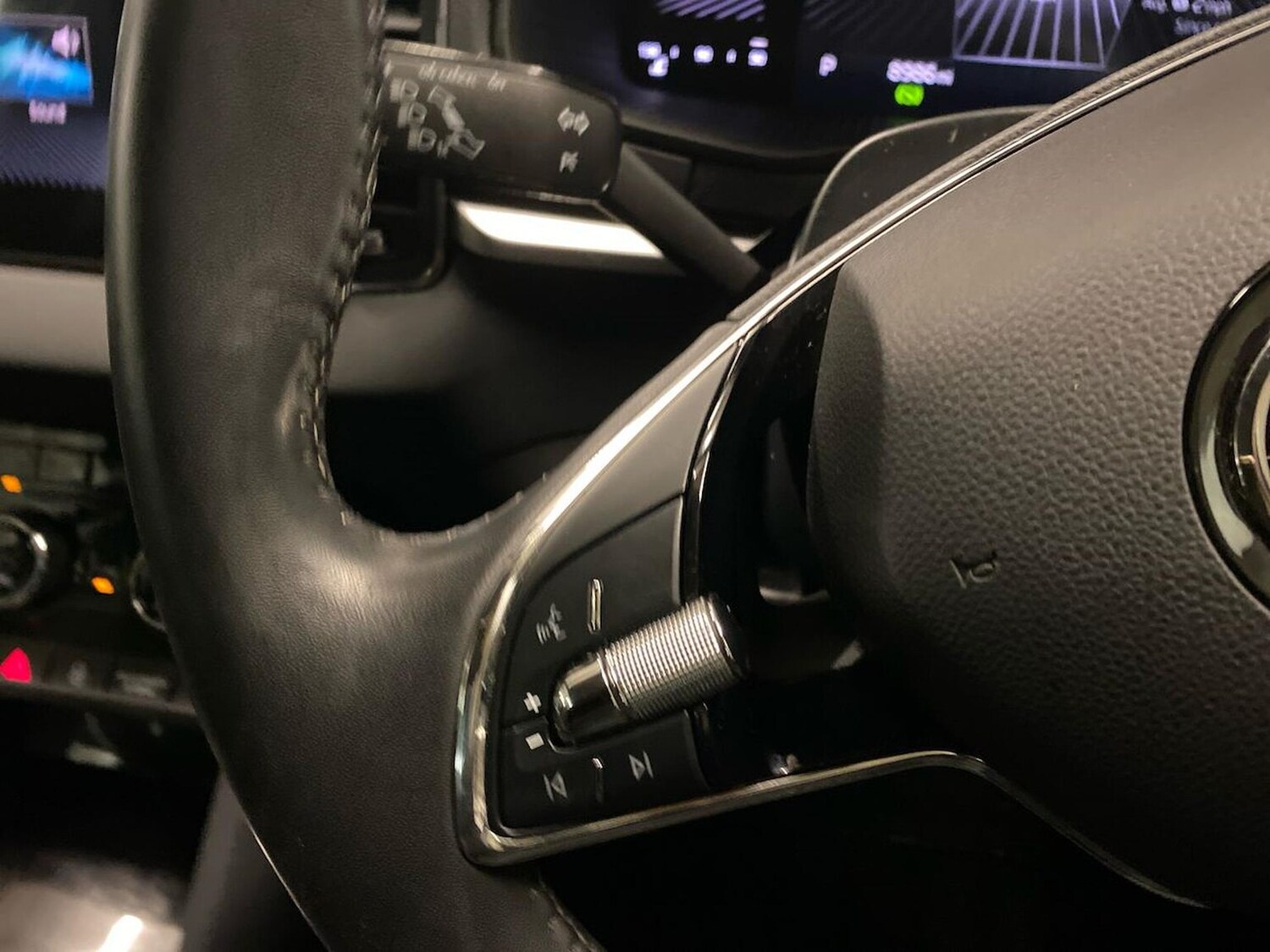 Used Skoda Karoq 2022 for sale - 76848751: Photo 28