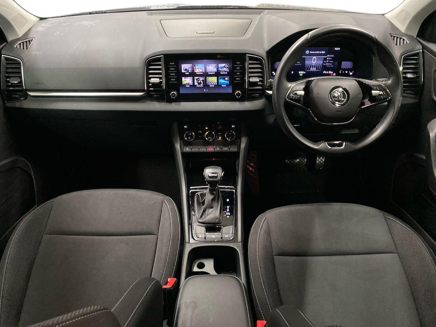 Used Skoda Karoq 2022 for sale - 76848751: Photo 8