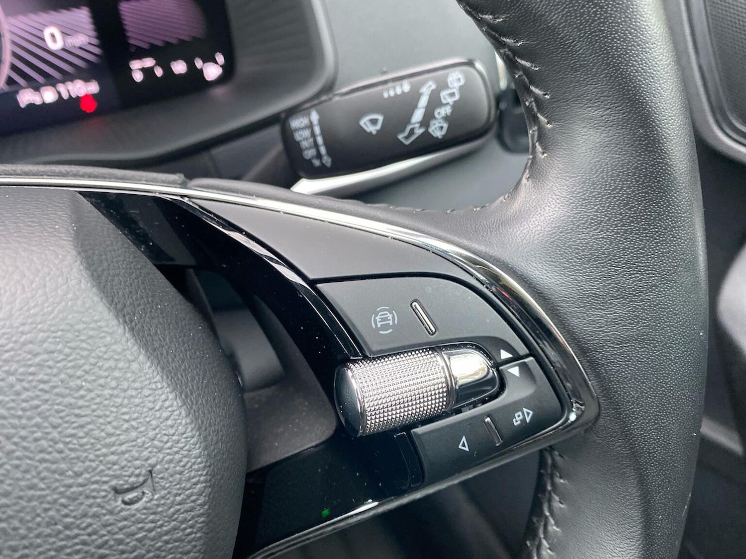 Used Skoda Karoq 2022 for sale - 76860072: Photo 28