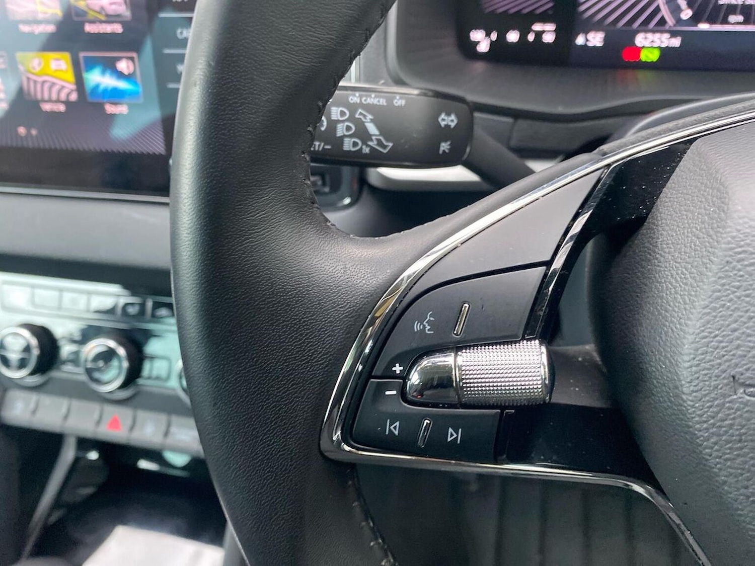 Used Skoda Karoq 2022 for sale - 76860072: Photo 29