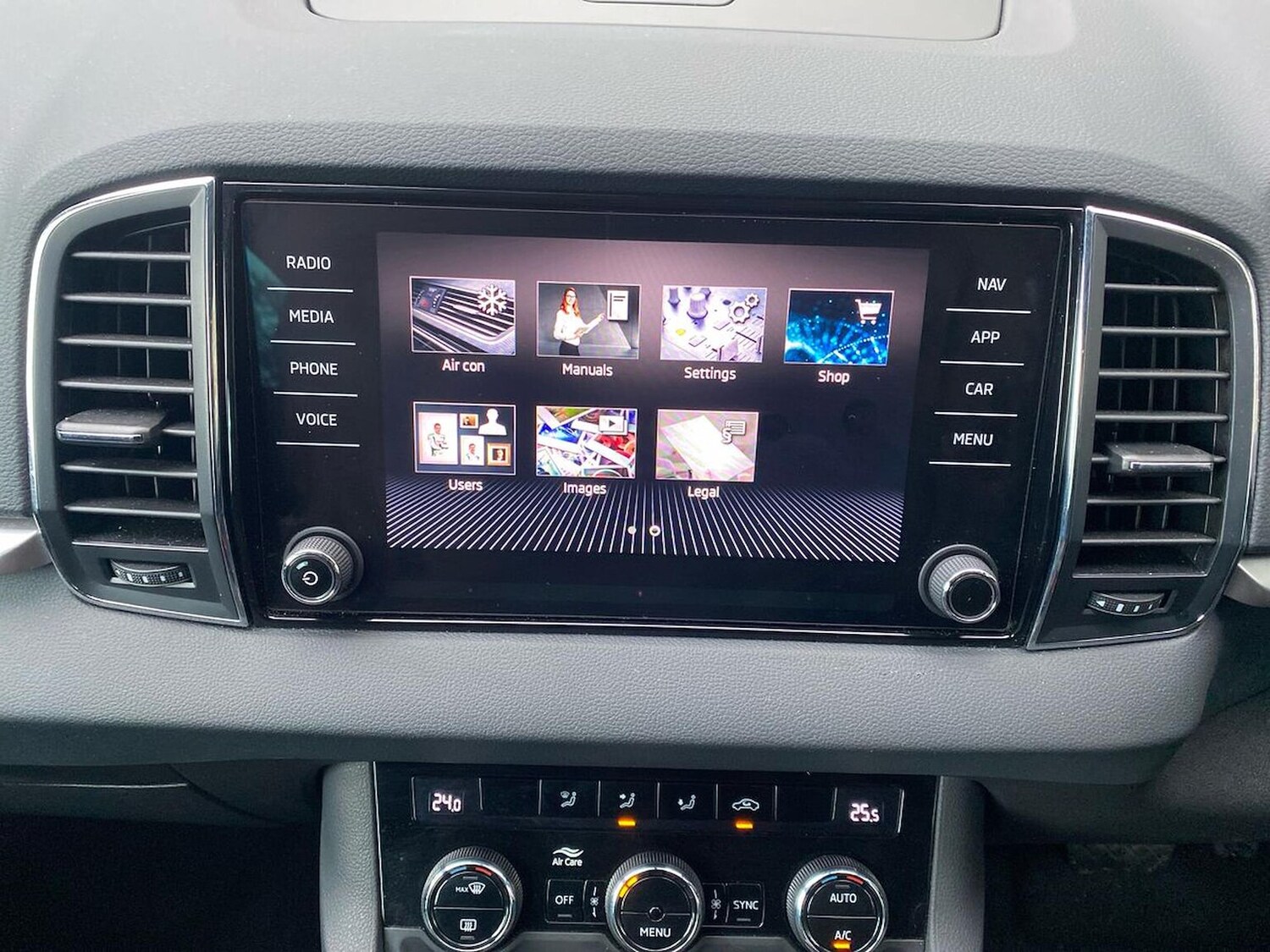 Used Skoda Karoq 2022 for sale - 76860072: Photo 43