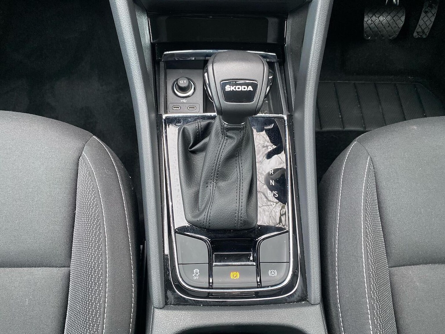 Used Skoda Karoq 2022 for sale - 76860072: Photo 44