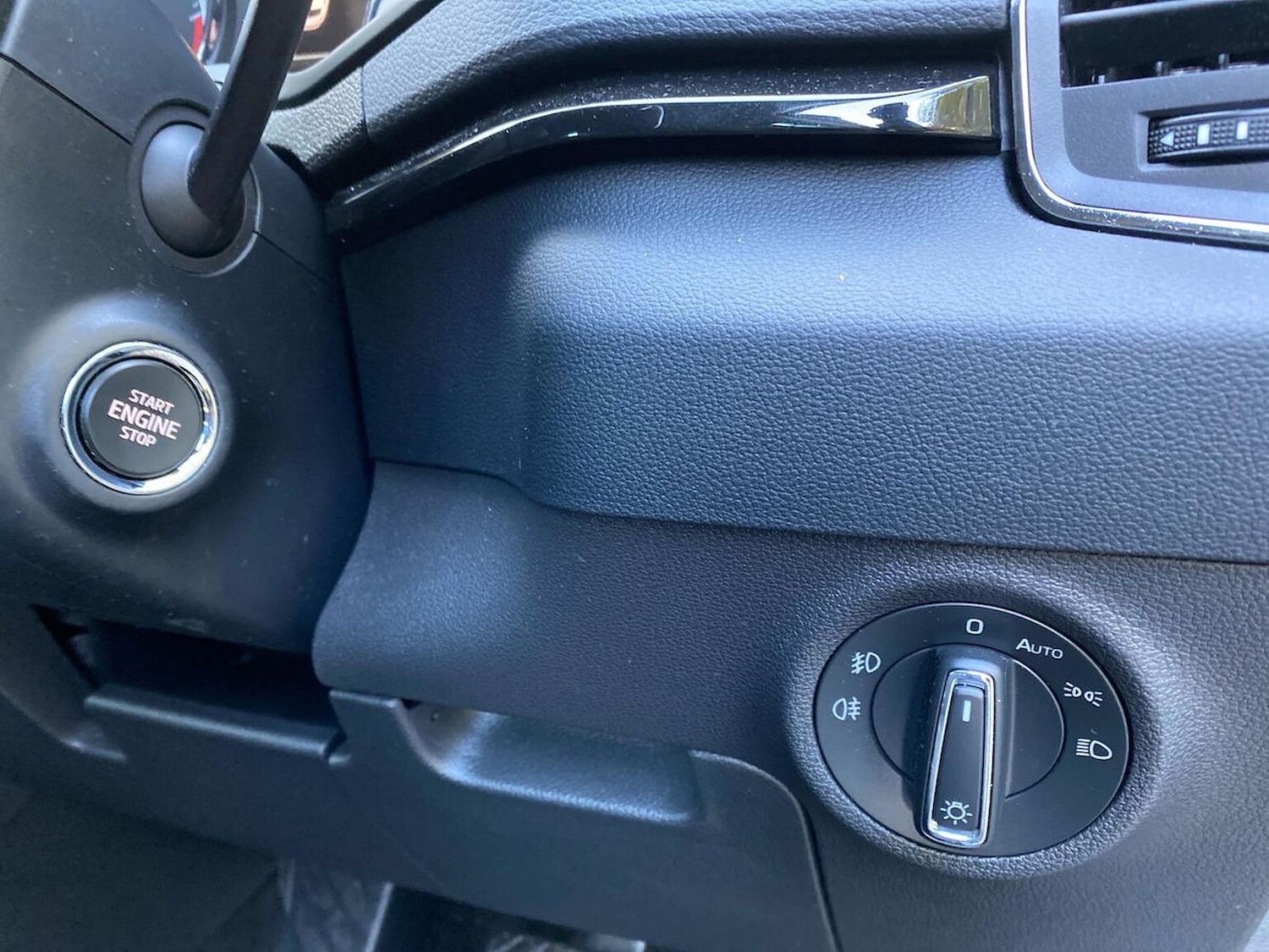 Used Skoda Karoq 2020 for sale - 76449583: Photo 37