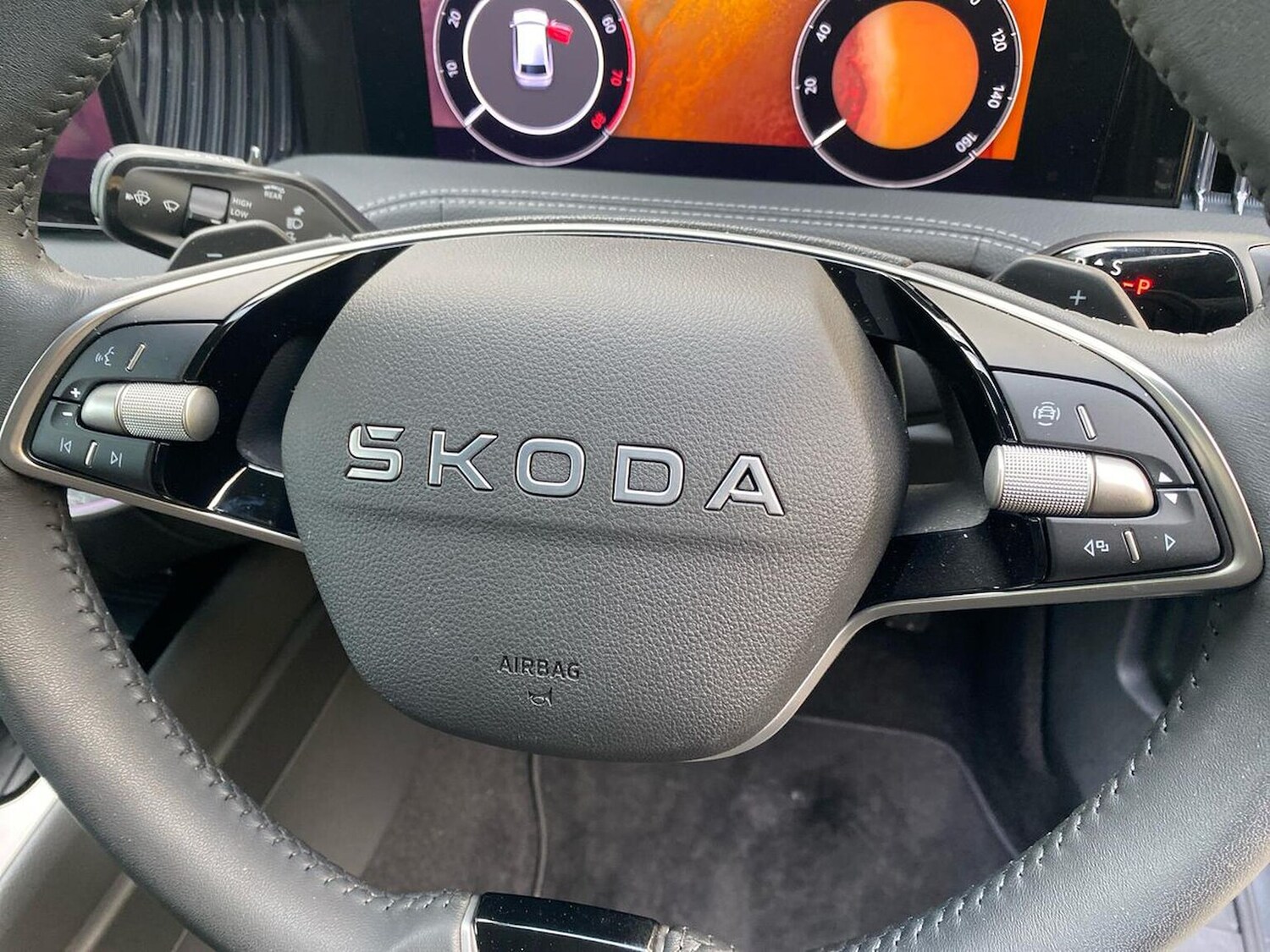 Used Skoda Superb 2025 for sale - 77487371: Photo 27