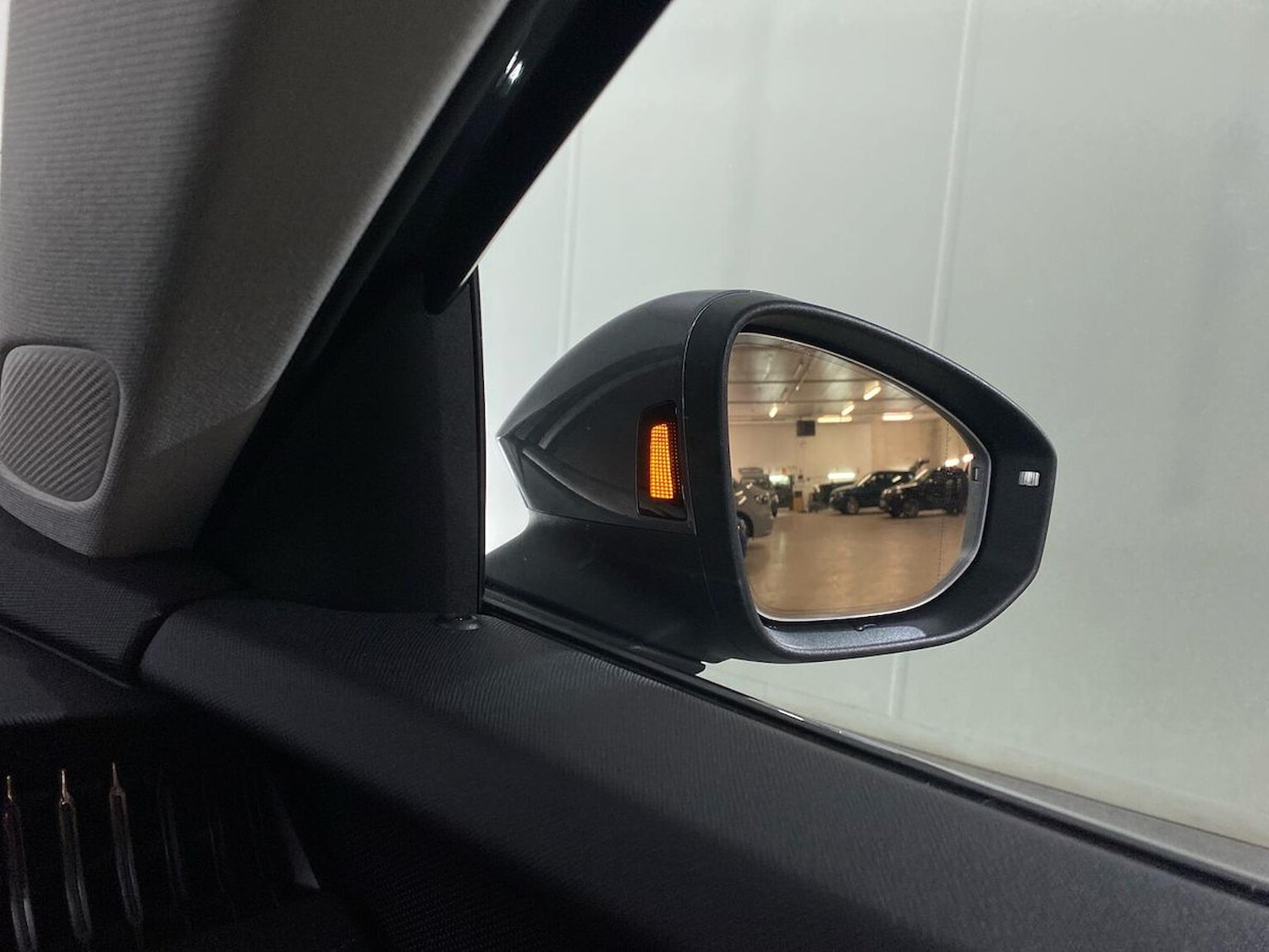 Used Skoda Superb 2025 for sale - 76212076: Photo 31