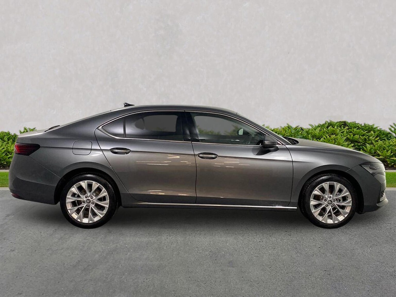 Used Skoda Superb 2025 for sale - 76212076: Photo 4