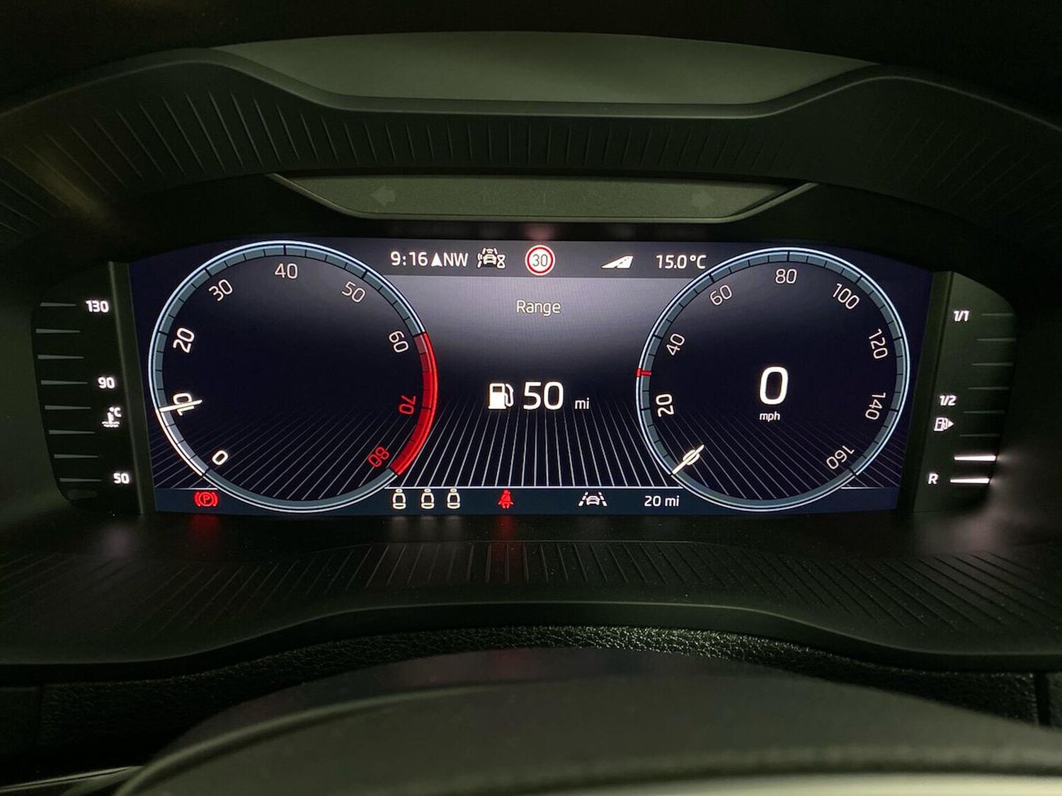 Used Skoda Karoq 2024 for sale - 76273539: Photo 11