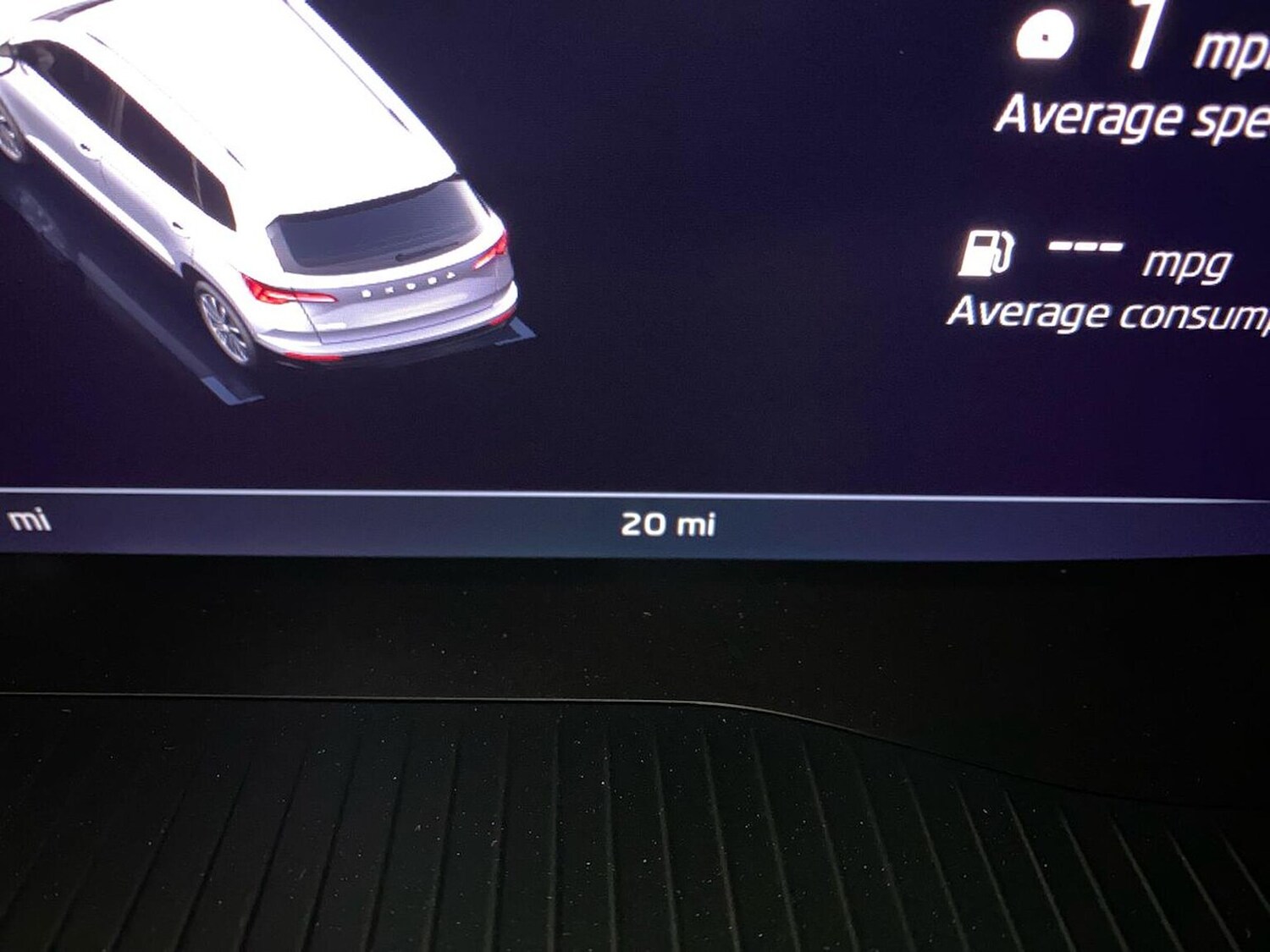 Used Skoda Karoq 2024 for sale - 76273539: Photo 25