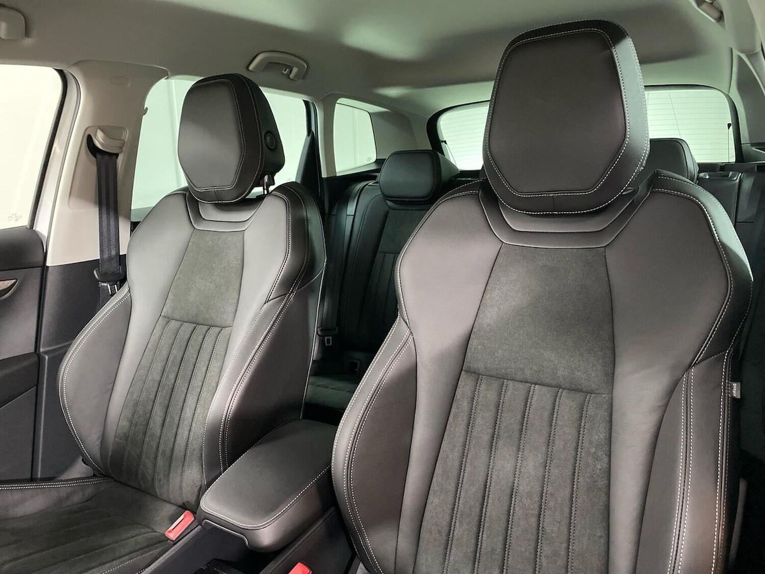 Used Skoda Karoq 2024 for sale - 76273539: Photo 33